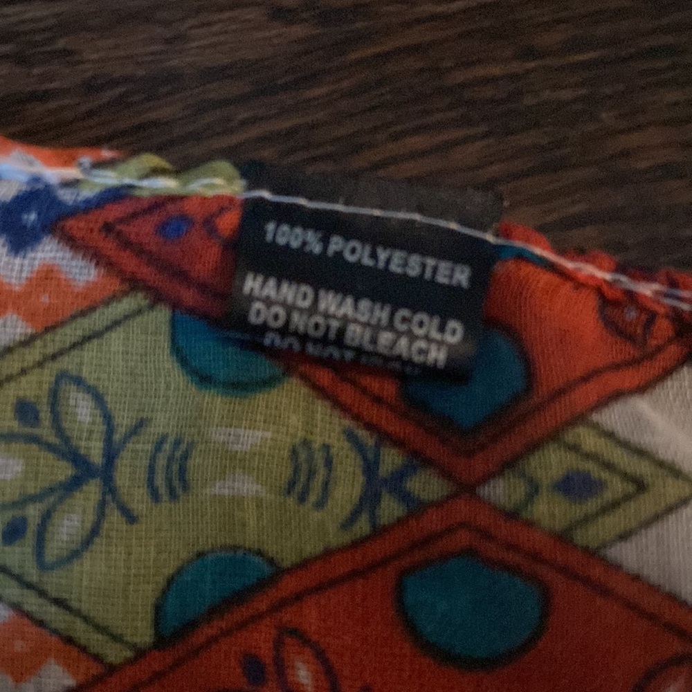 Scarf - Picture 4 of 5